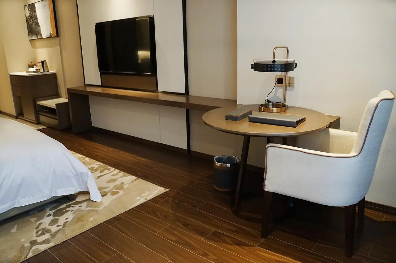 Zhong Hua Wei International Hotel Sihanoukville